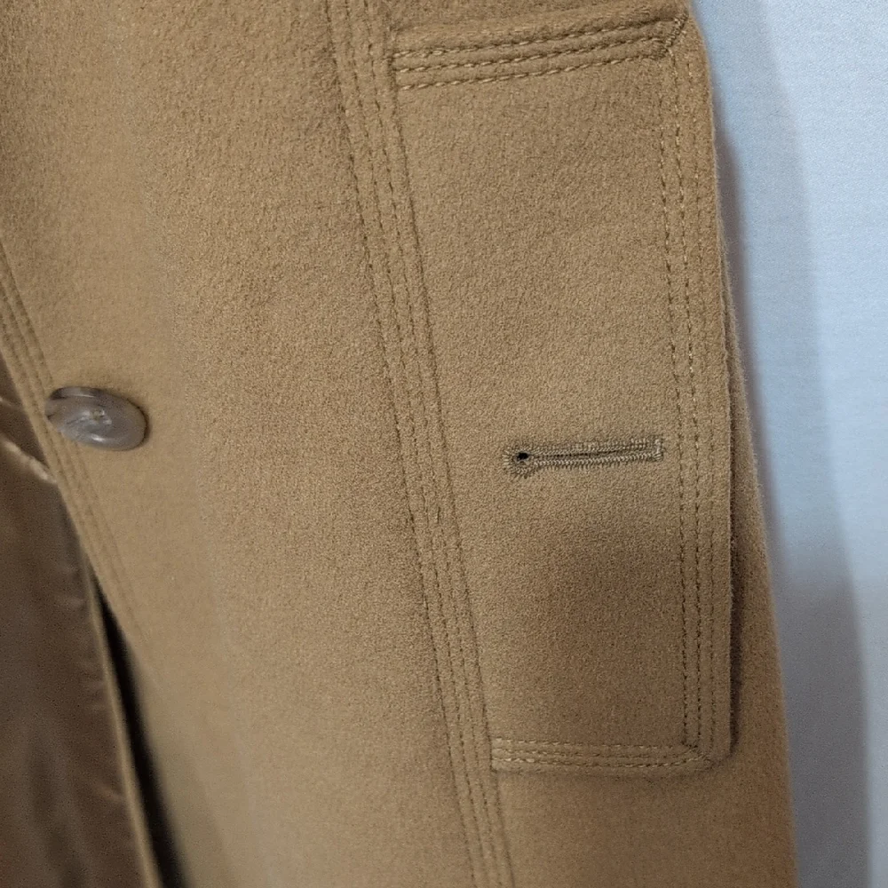 Banana Republic Women's Tan Trench Coat - Picture 7 of 10